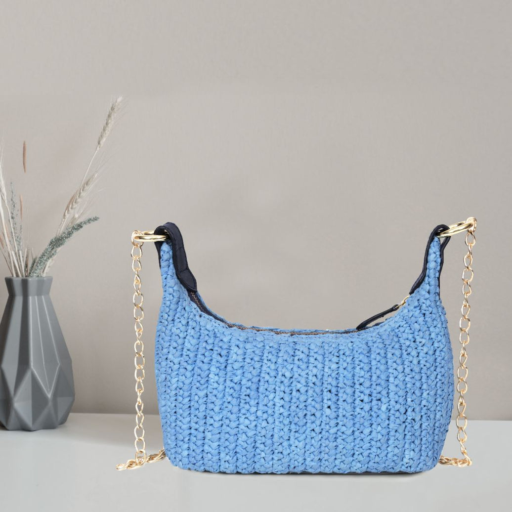 Elara Raffia Chic Crossbody: Stylish & Versatile in Single Color
